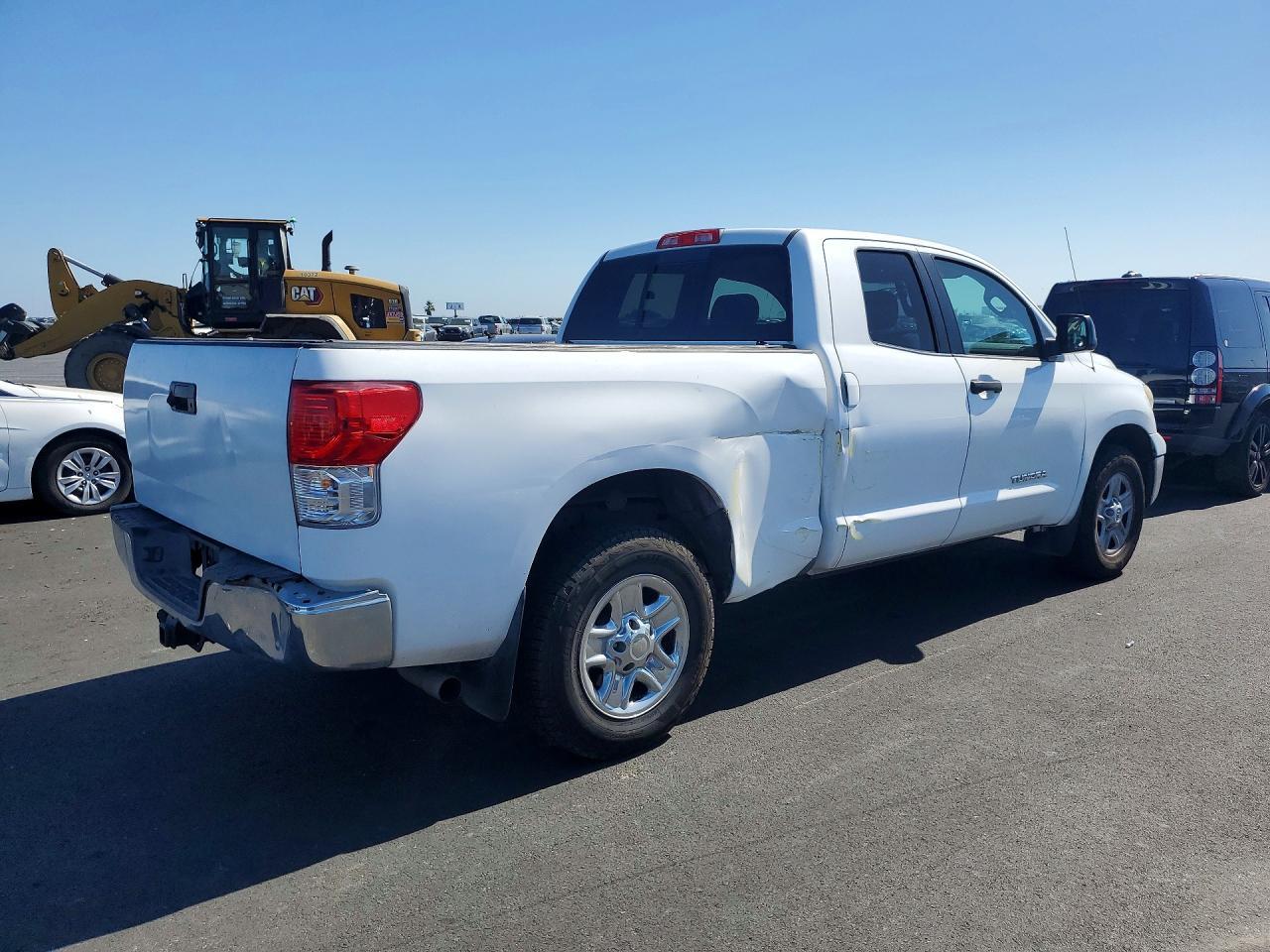 2011 Toyota Tundra Double Cab Sr5 - Image 3