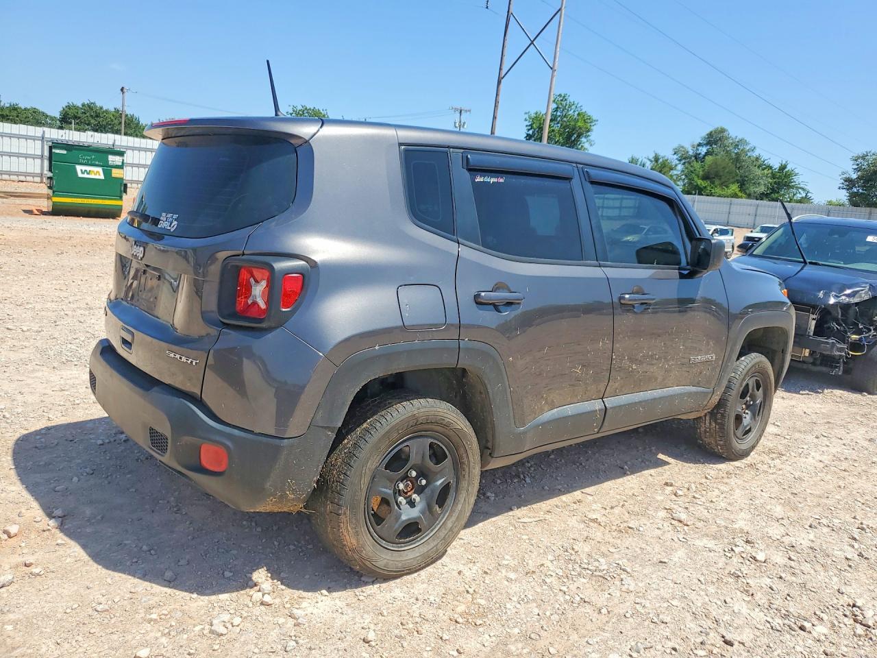 2018 Jeep Renegade - Image 3