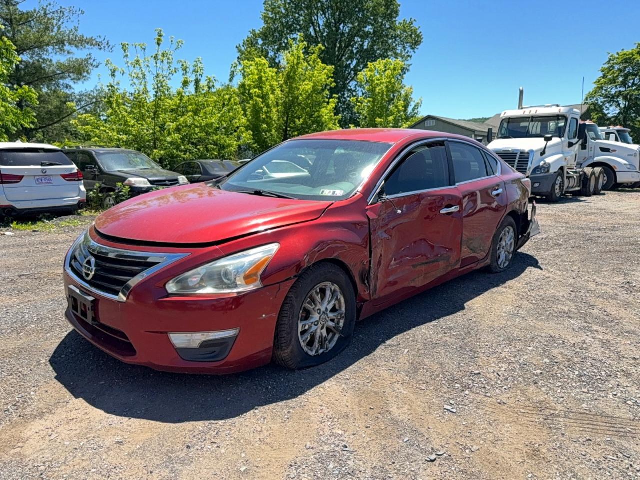 2014 Nissan Altima 2.5 S - Фото 2