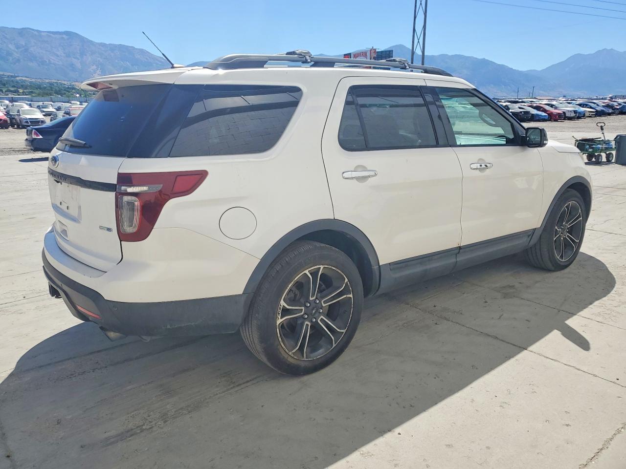 2014 Ford Explorer Sport - Фото 3