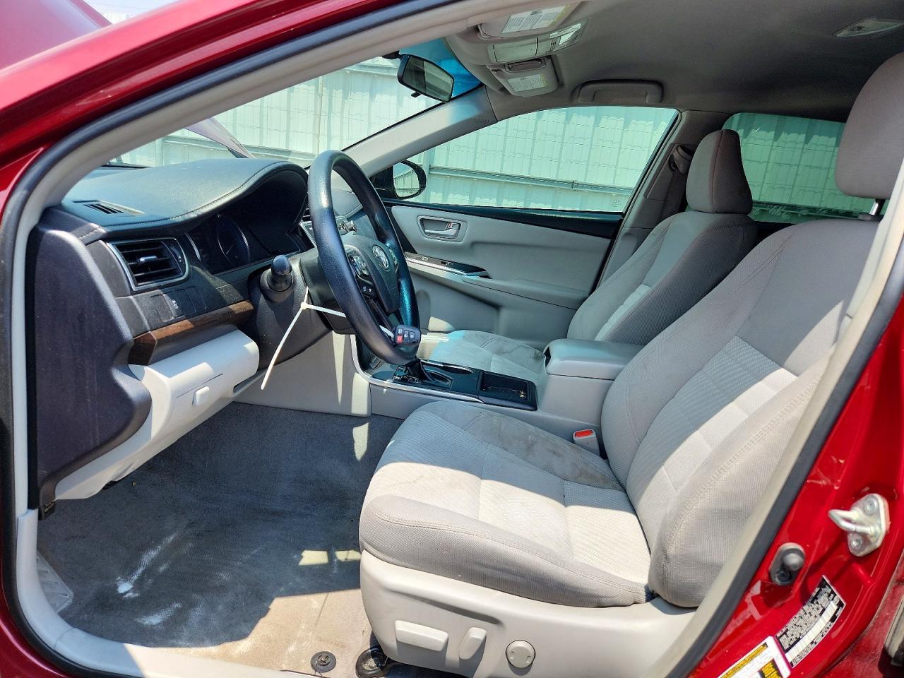 2017 Toyota Camry Le - Image 7