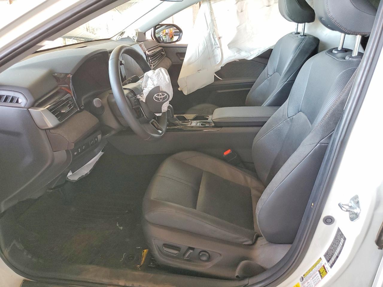 2025 Toyota Camry Xle - Фото 7