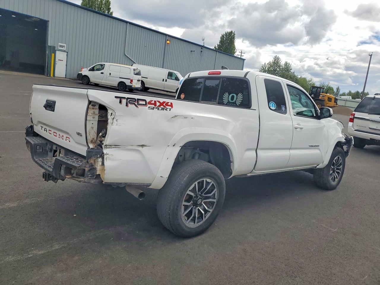 2022 Toyota Tacoma Trd Sport - Фото 3
