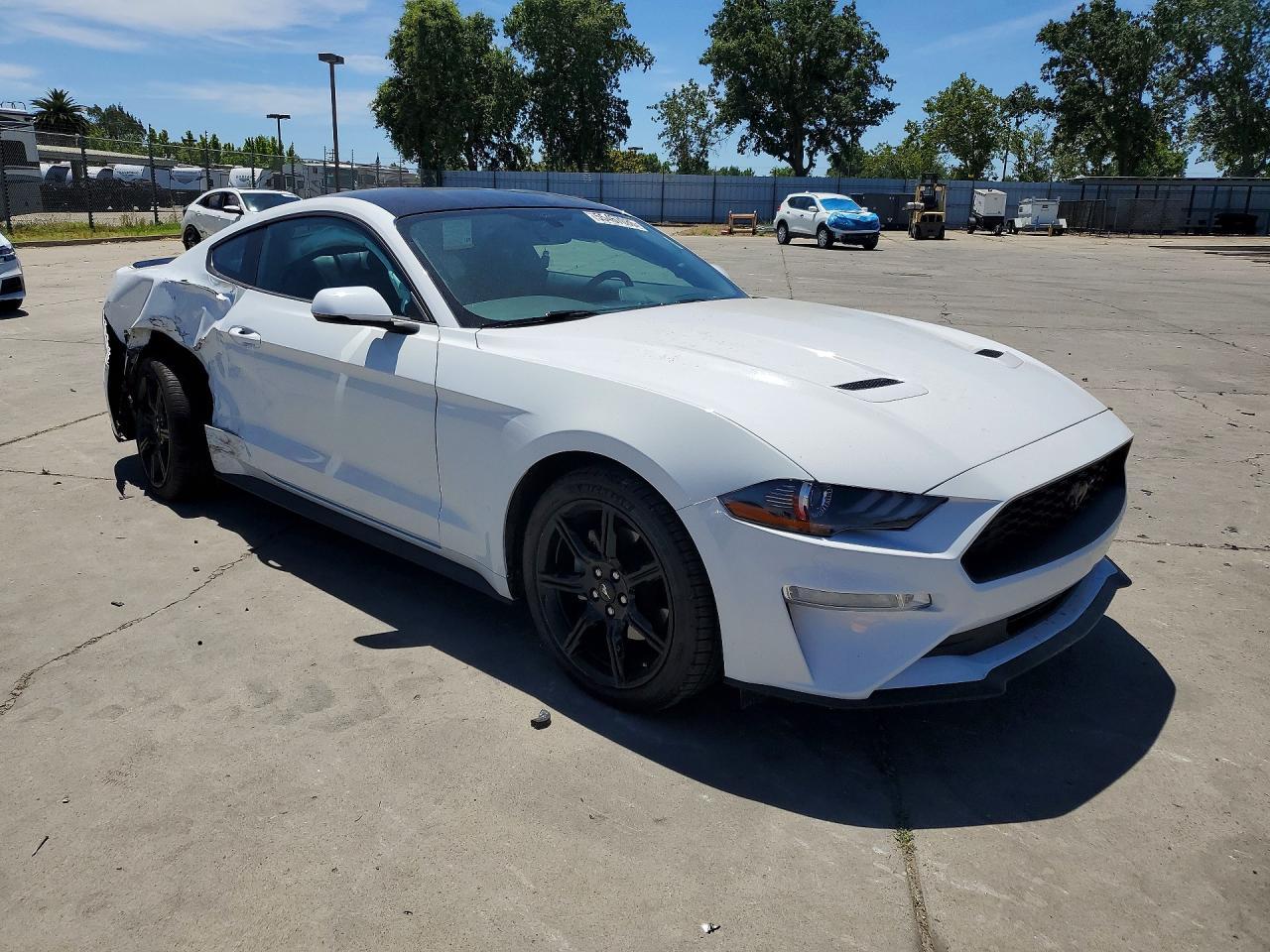 2018 Ford Mustang - Image 4