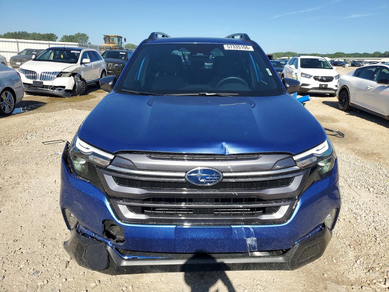 2025 Subaru Forester Premium - Фото 5