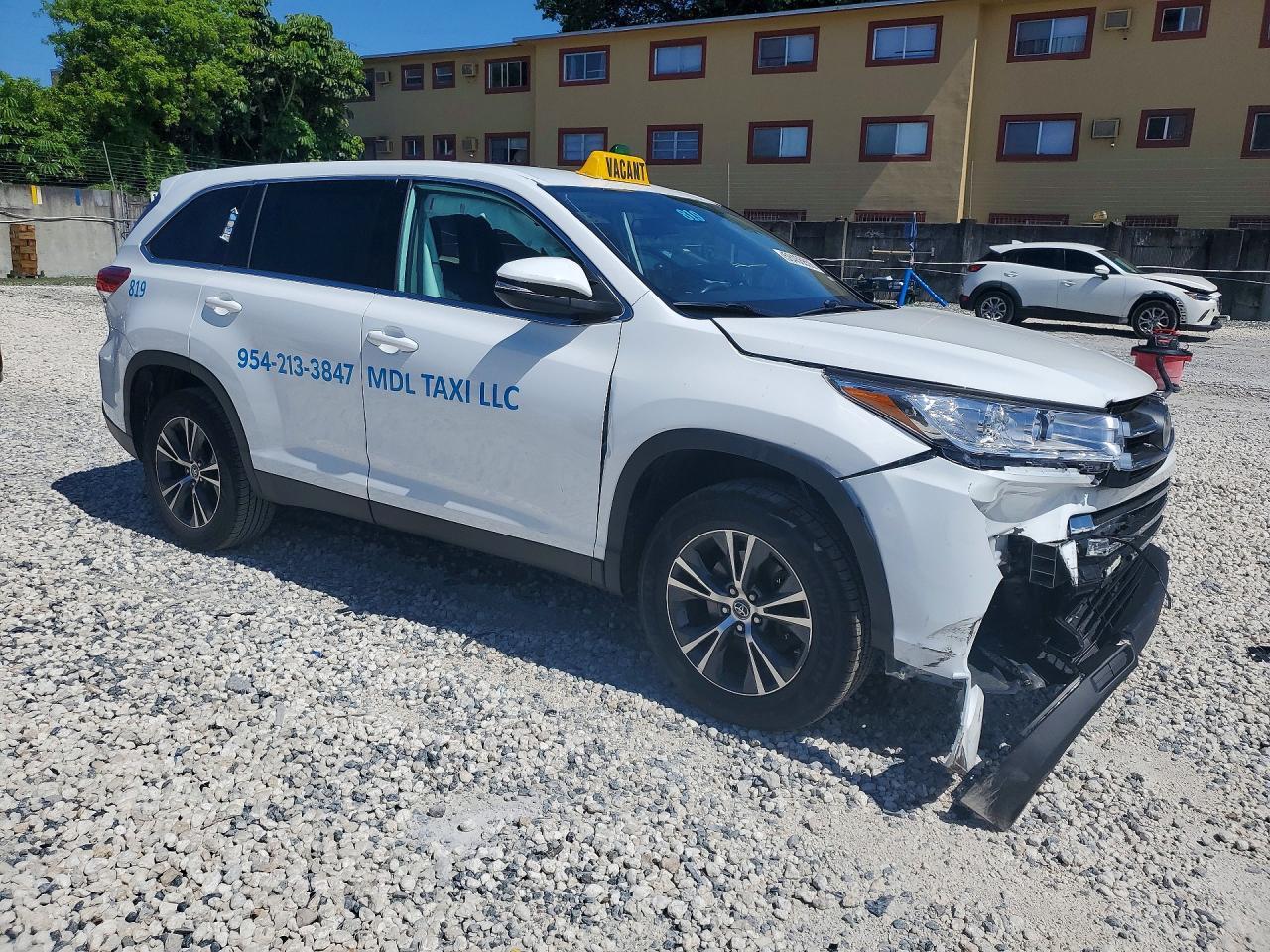 2019 Toyota Highlander Le - Фото 4