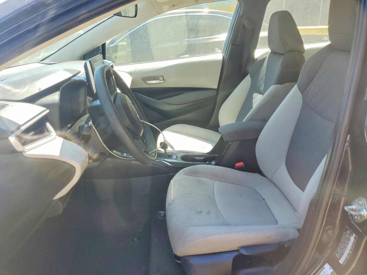 2021 Toyota Corolla Le - Фото 7