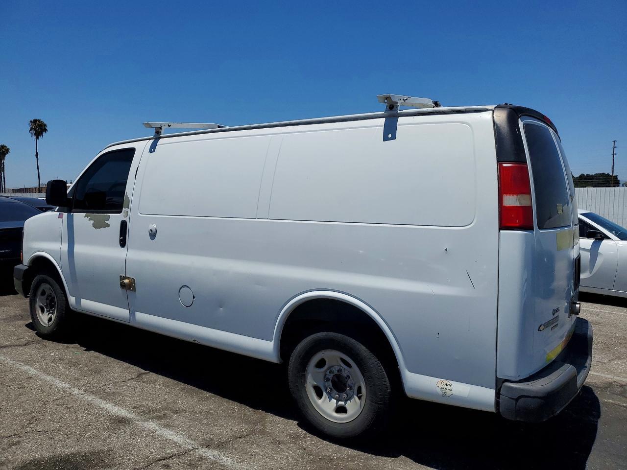 2012 Chevrolet Express 2500 Cargo Delivery Van - Image 2