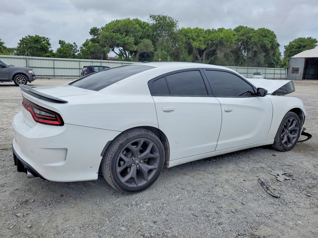 2019 Dodge Charger Sxt - Image 3