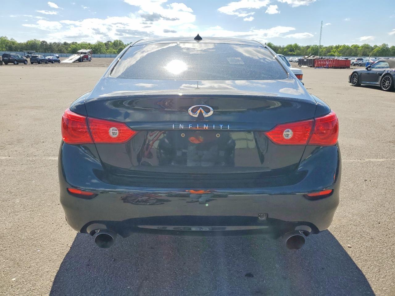 2016 Infiniti Q50 Premium - Image 6