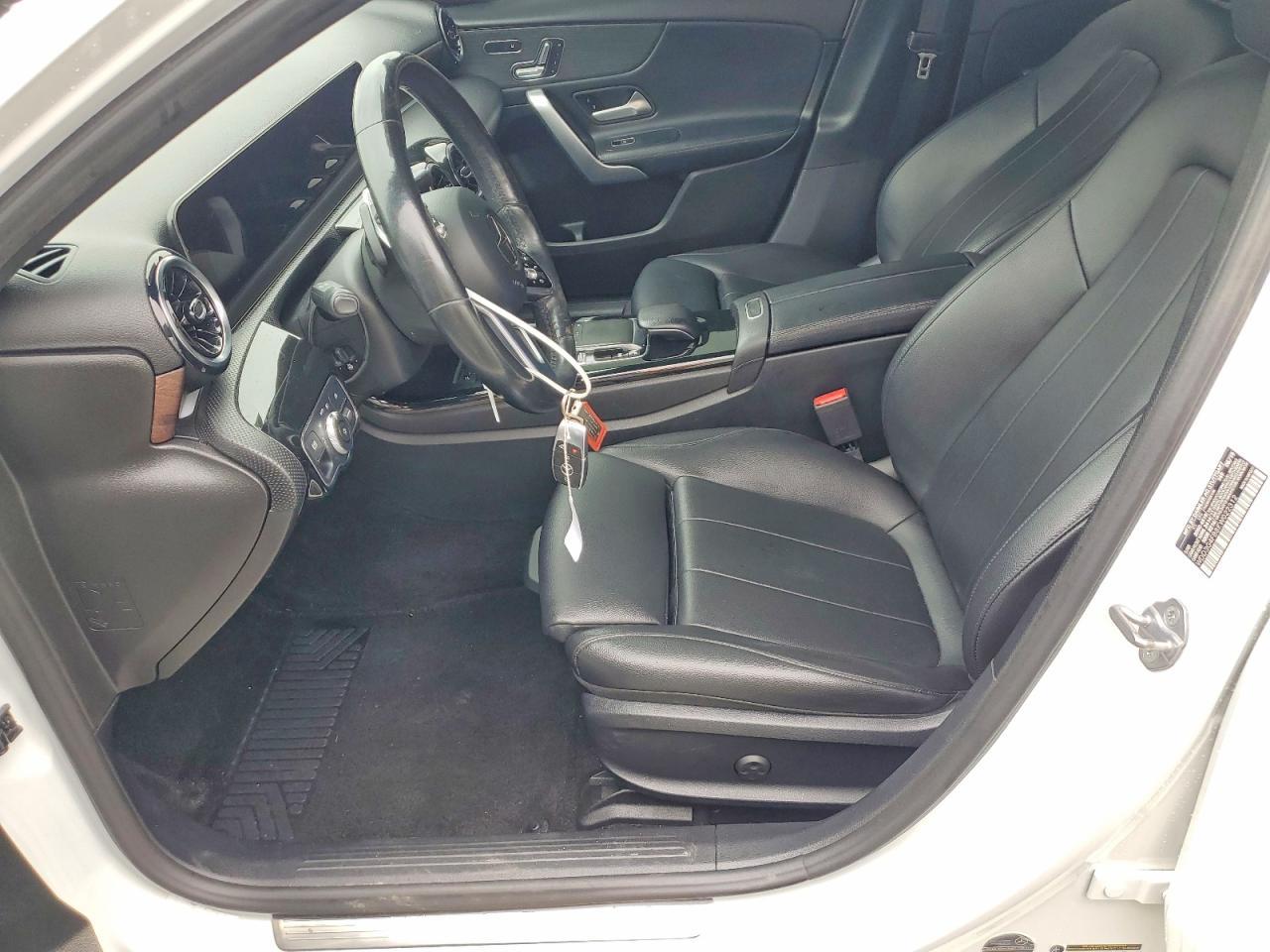 2019 Mercedes-Benz A 220 4Matic - Фото 7