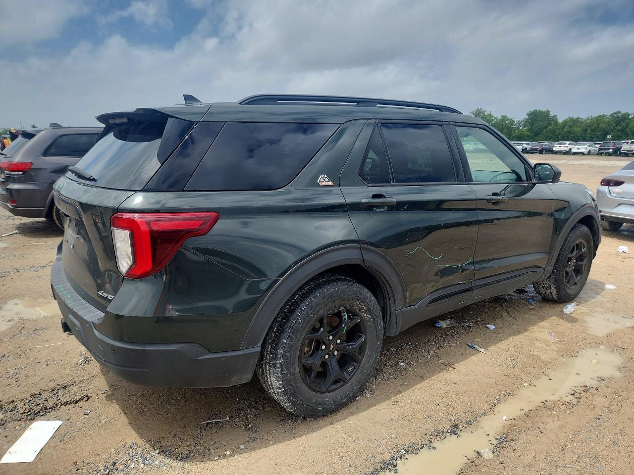 2022 Ford Explorer Timberline - Image 3
