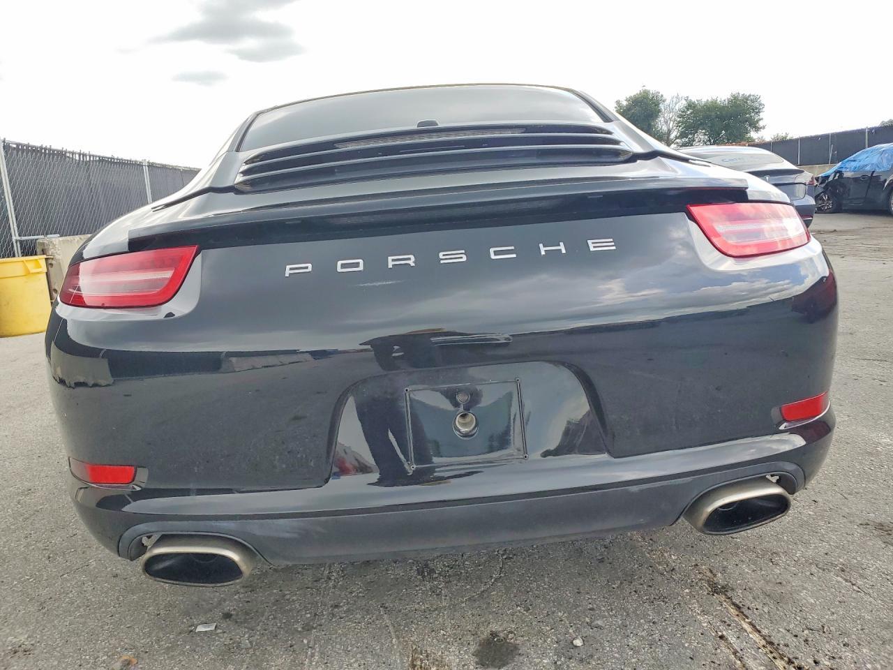 2014 Porsche 911 Carrera - Image 6