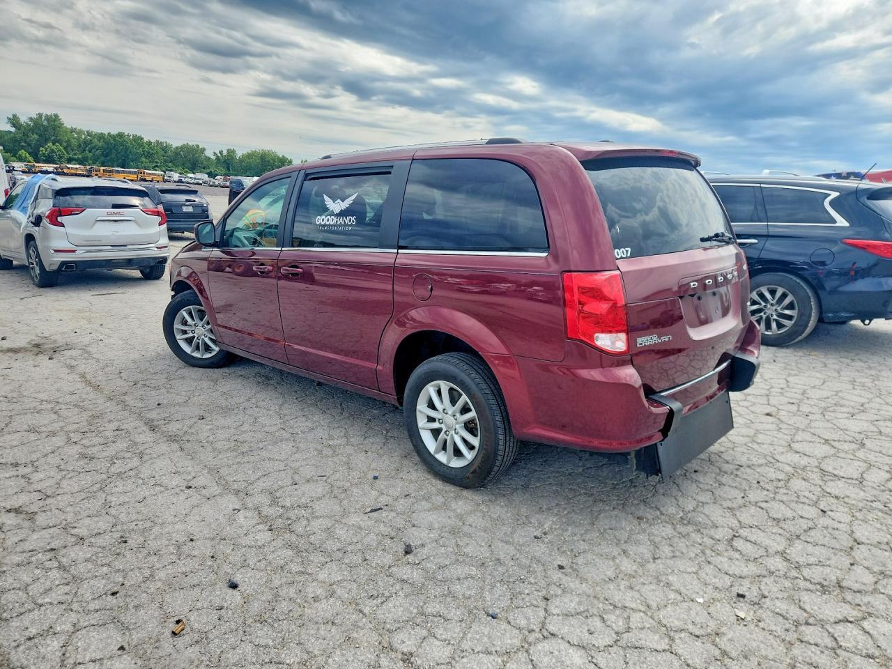 2019 Dodge Grand Caravan Sxt - Фото 2