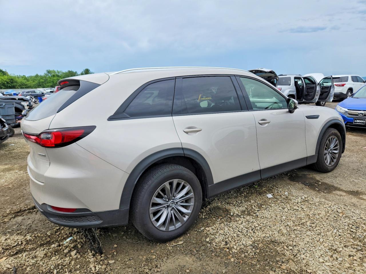 2024 Mazda Cx-90 Preferred - Image 3