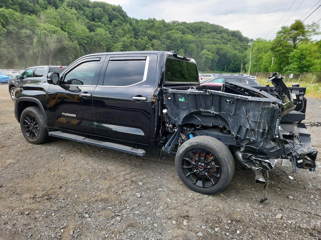 2023 Toyota Tundra Crewmax Limited - Image 2