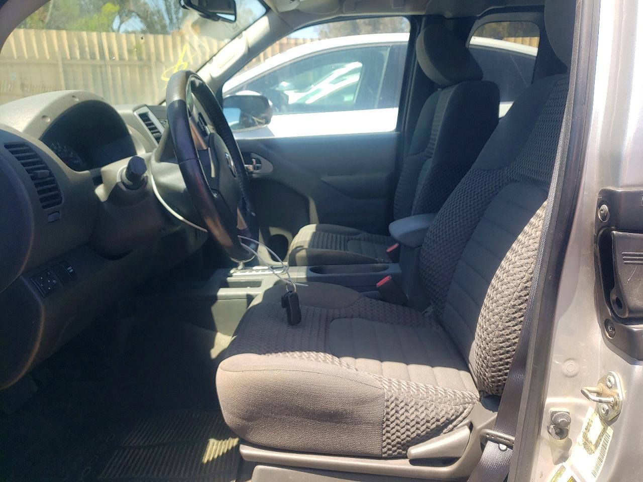 2017 Nissan Frontier Sv V6 - Фото 7