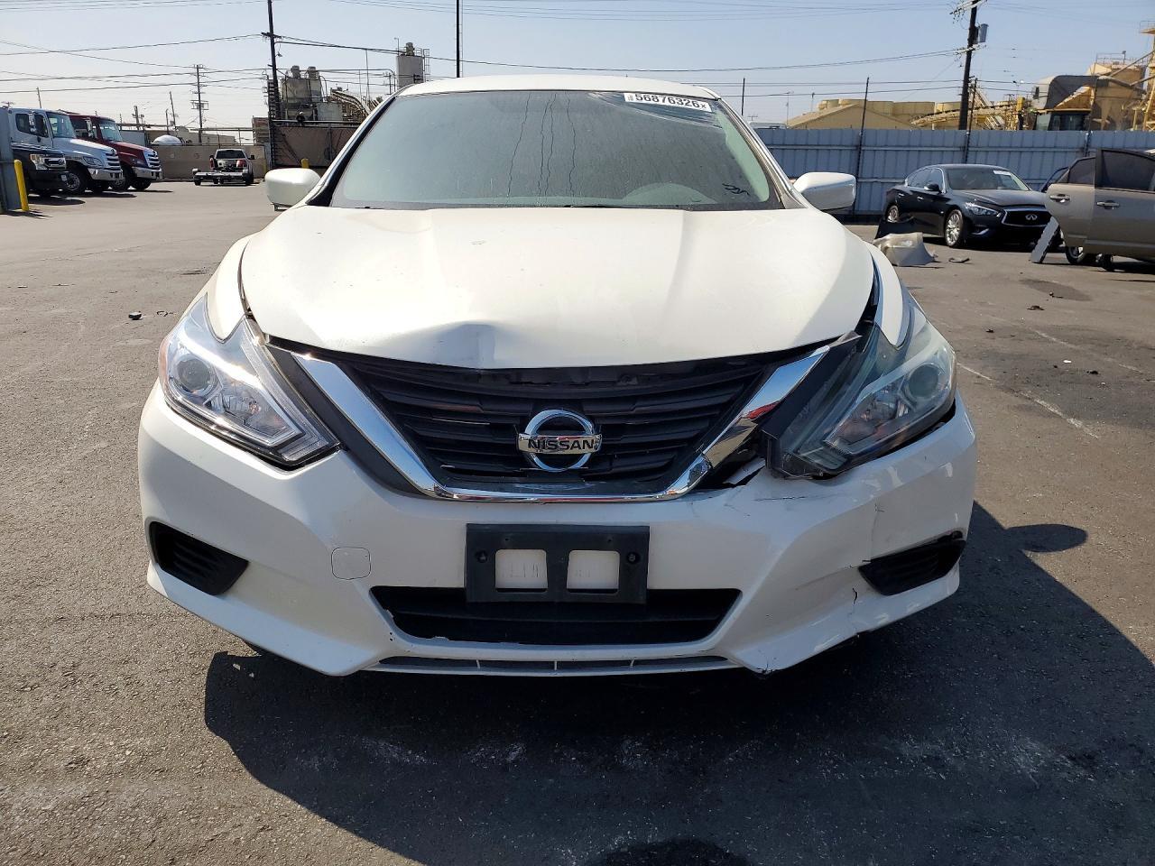 2016 Nissan Altima 2.5 S - Фото 5