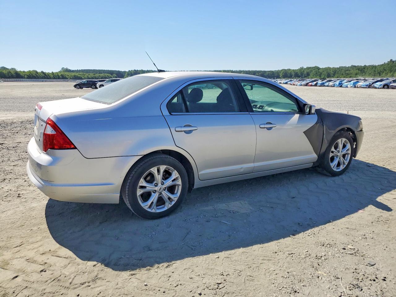 2012 Ford Fusion Se - Фото 3