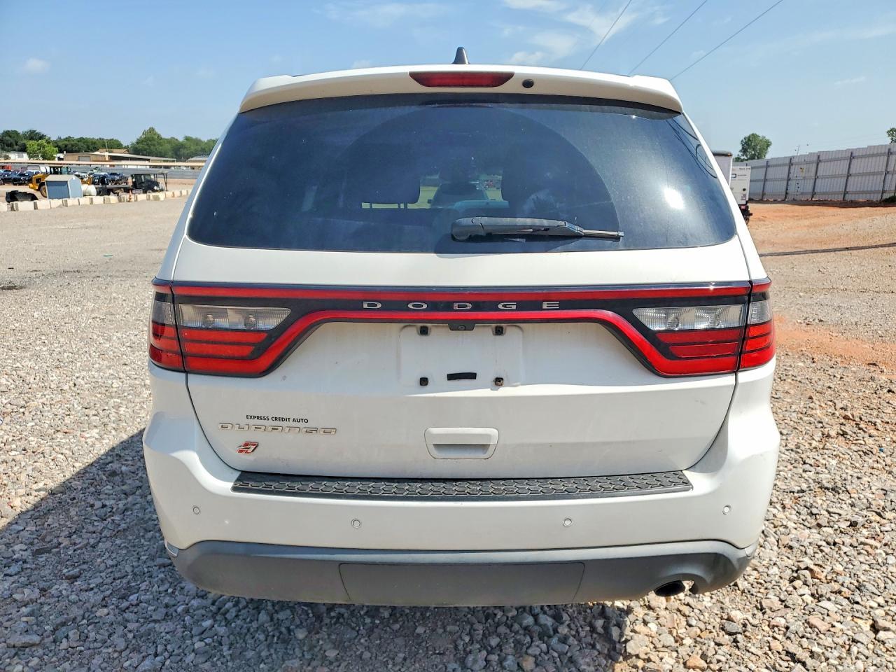 2018 Dodge Durango Sxt - Image 6