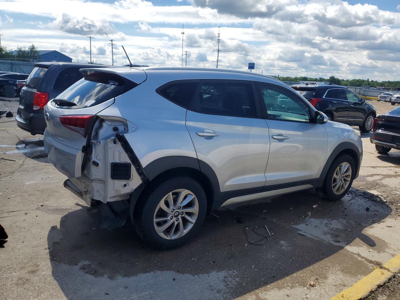 2017 Hyundai Tucson Se - Фото 3