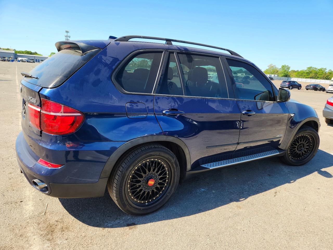 2012 BMW X5 xDrive35I - Image 3