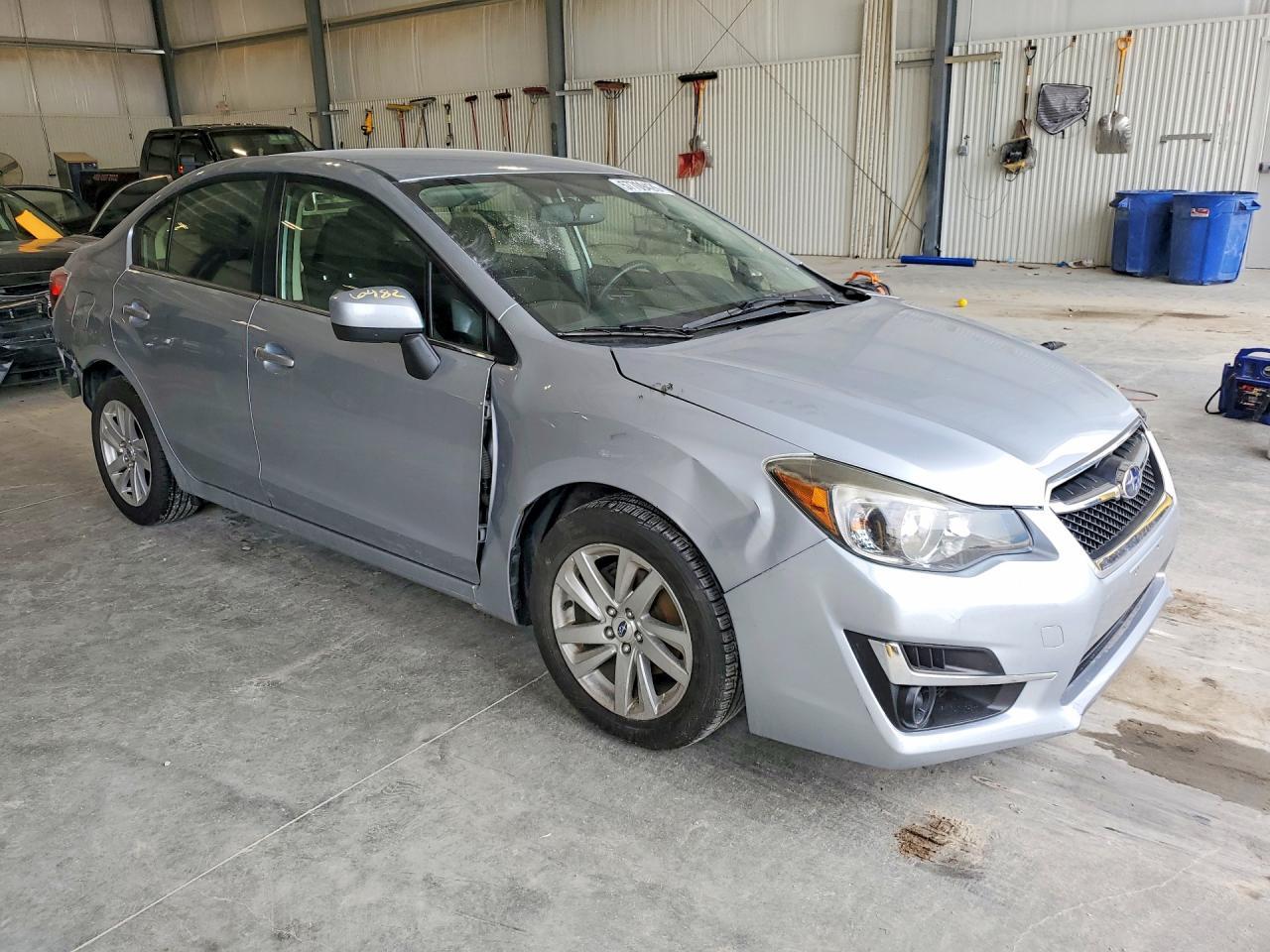 2016 Subaru Impreza Premium - Image 4