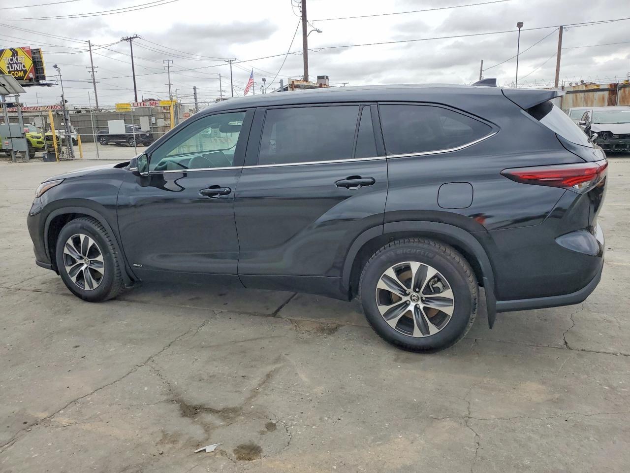 2025 Toyota Highlander Hybrid Xle - Фото 2