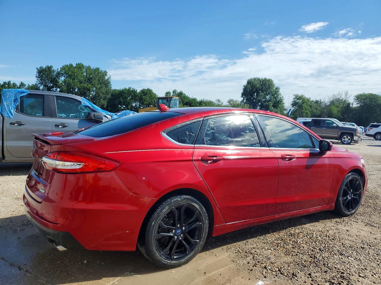2019 Ford Fusion Se - Image 3