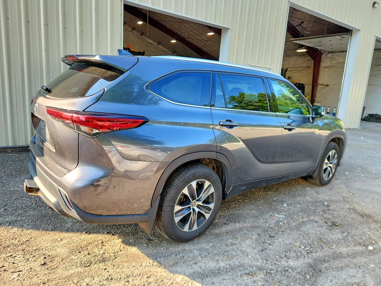 2020 Toyota Highlander Xle - Фото 3