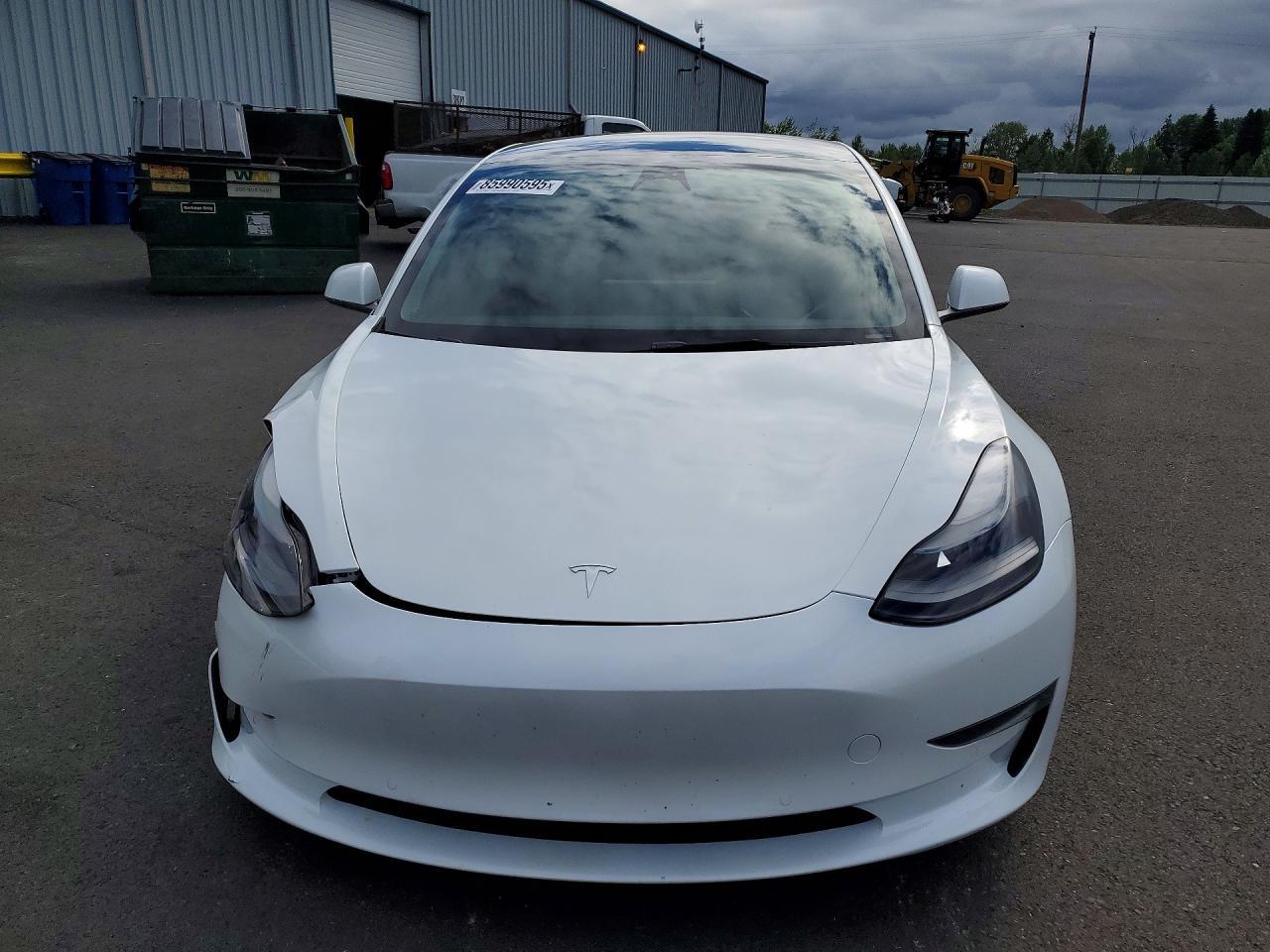 2022 Tesla Model 3 - Фото 5
