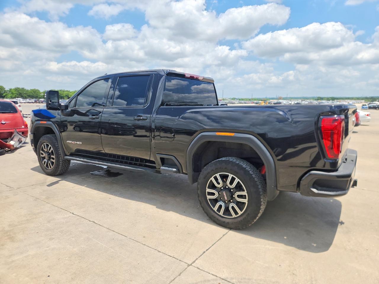 2023 GMC Sierra K2500 At4 - Image 2