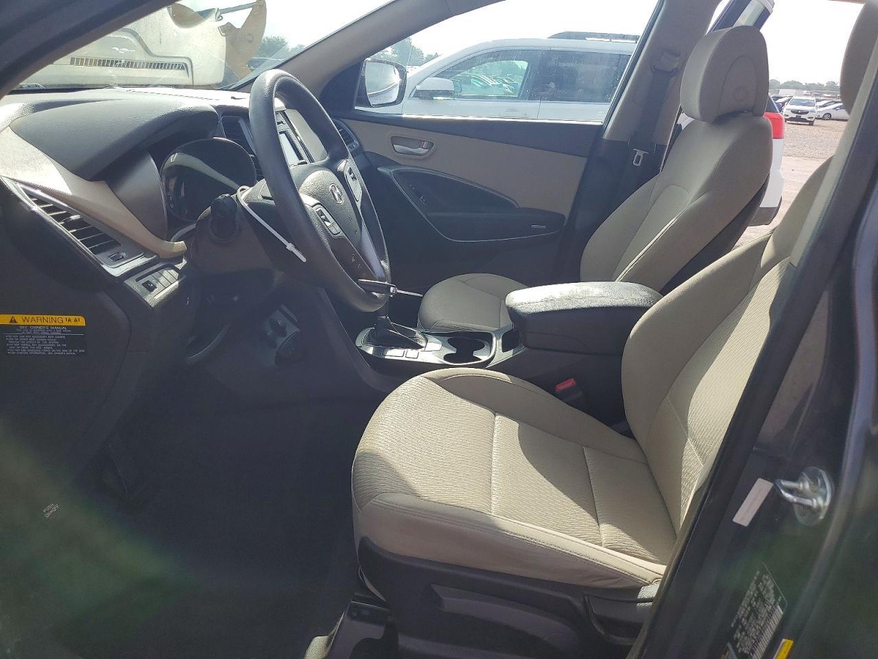 2017 Hyundai Santa Fe - Image 7