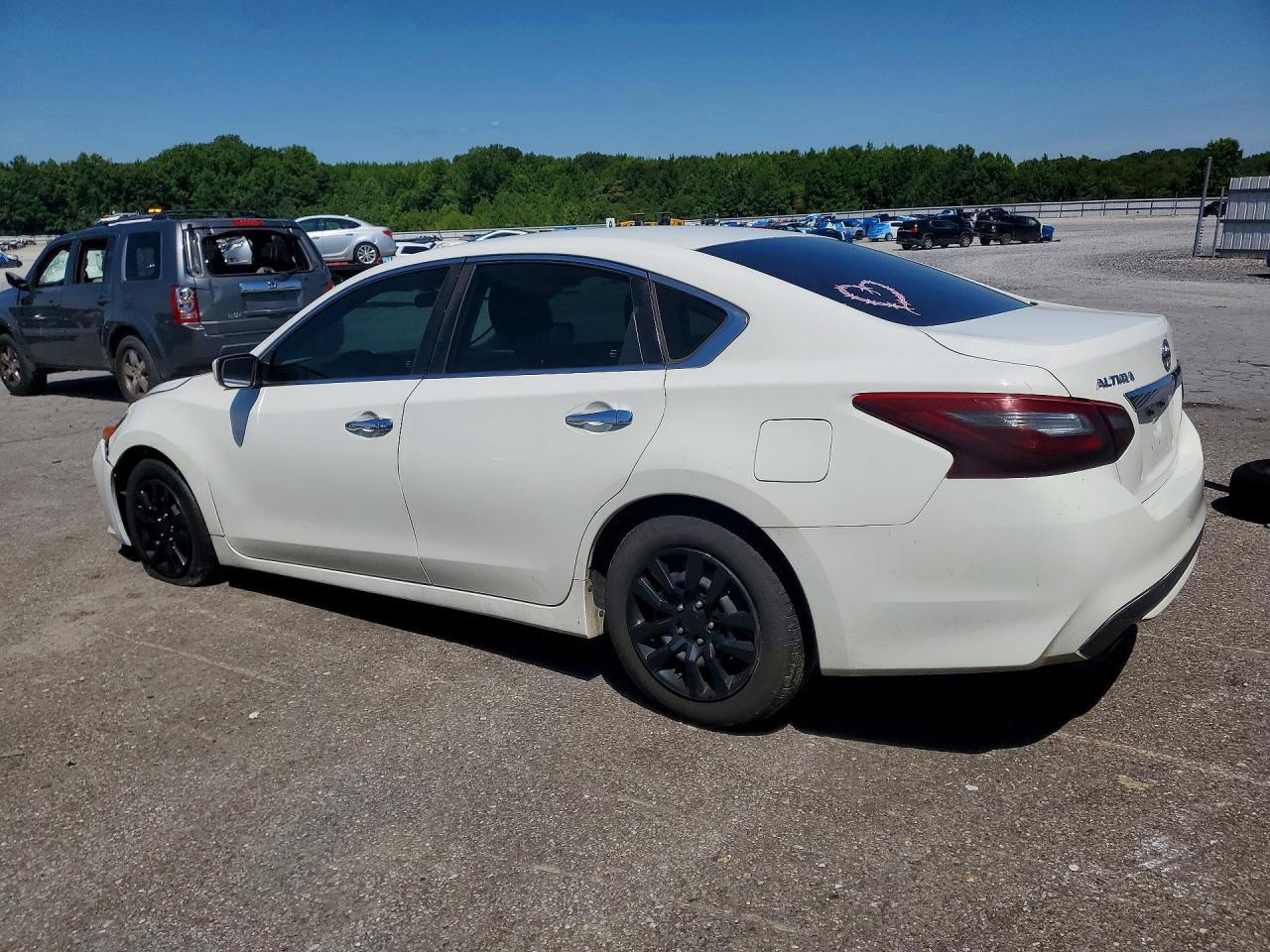 2018 Nissan Altima 2.5 S - Фото 2