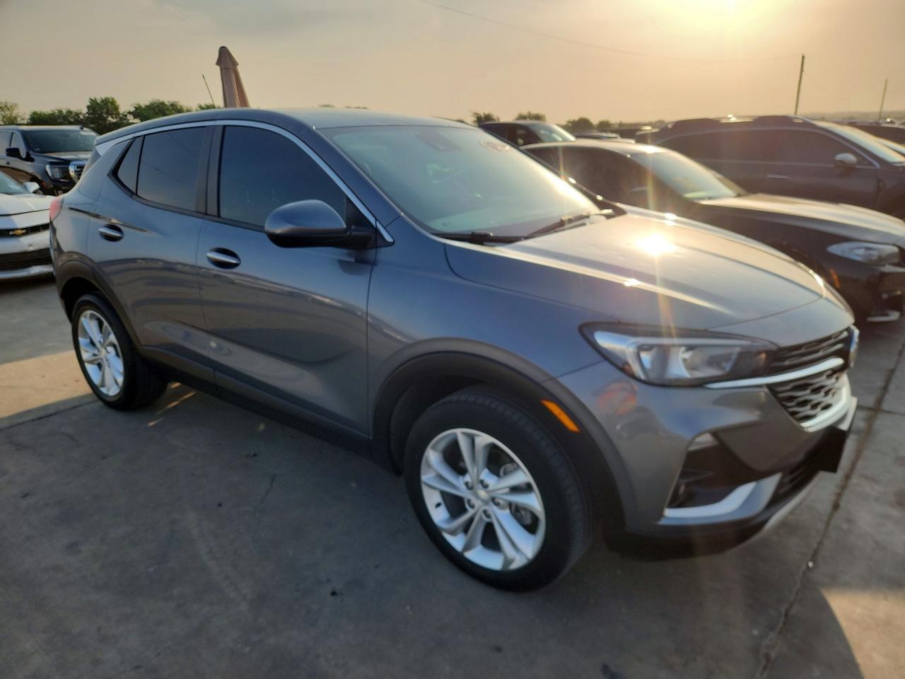 2021 Buick Encore Gx Preferred - Image 4