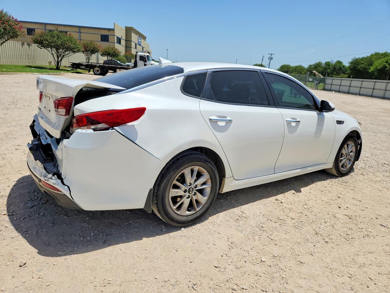 2016 Kia Optima Lx - Фото 3