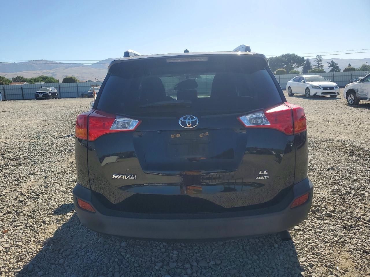 2015 Toyota Rav4 Le - Image 6