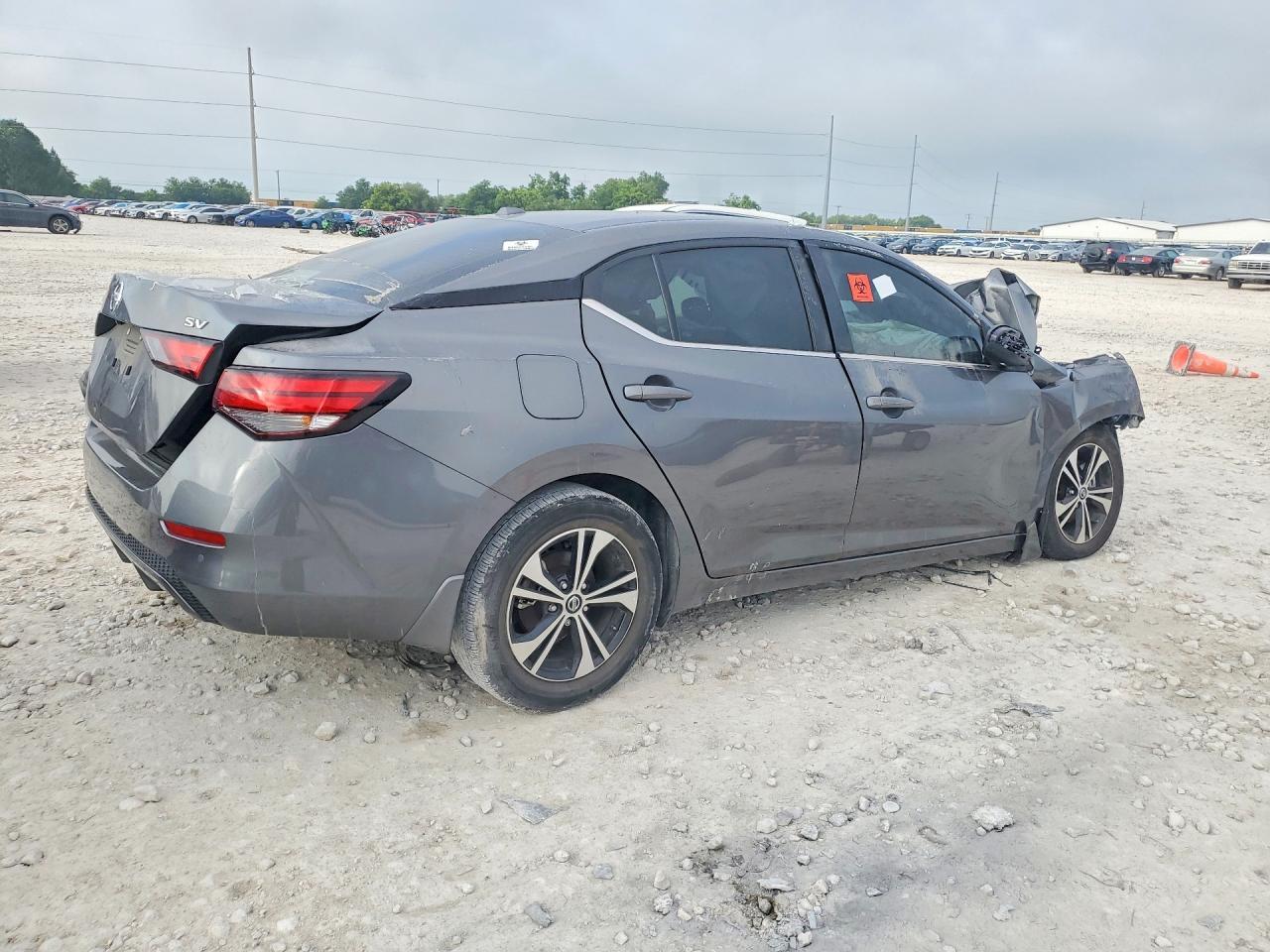 2021 Nissan Sentra Sv - Image 3