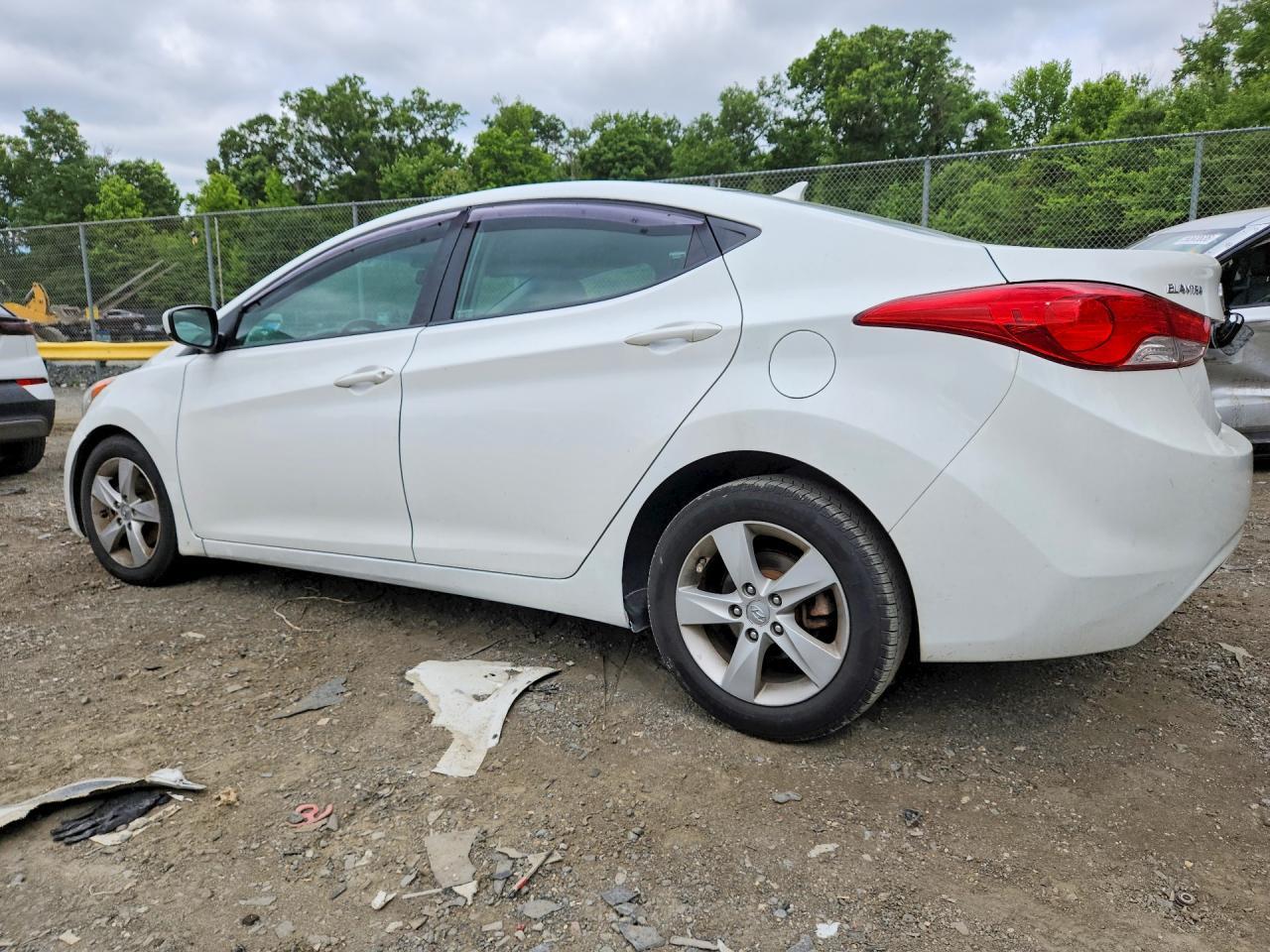2013 Hyundai Elantra Gls - Фото 2