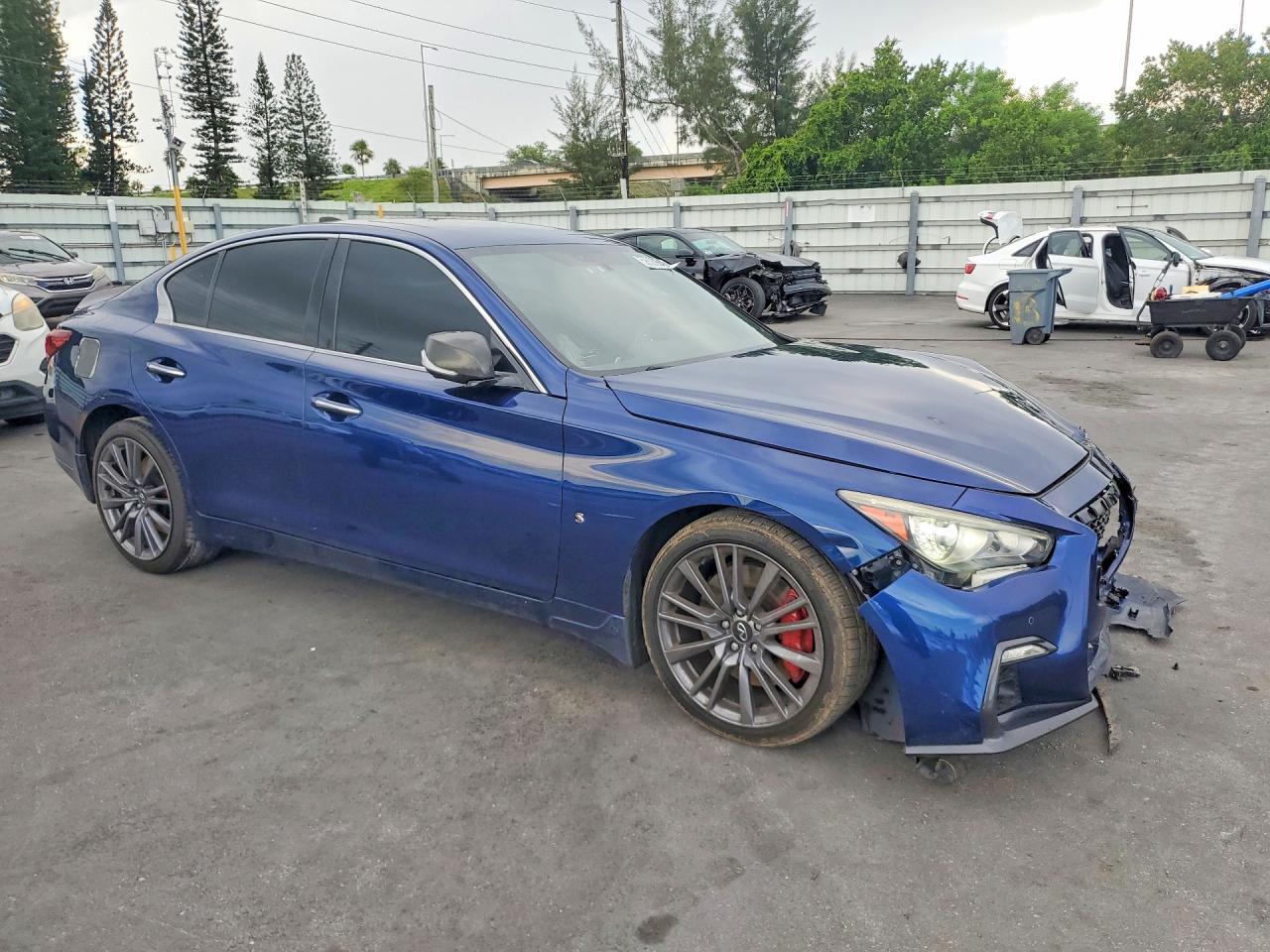 2018 Infiniti Q50 Red Sport 400 - Фото 4