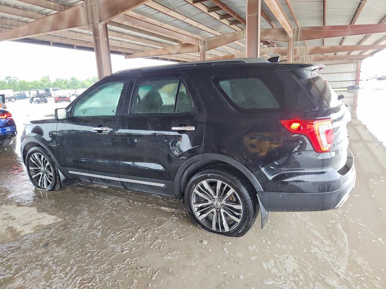 2016 Ford Explorer Platinum - Фото 2