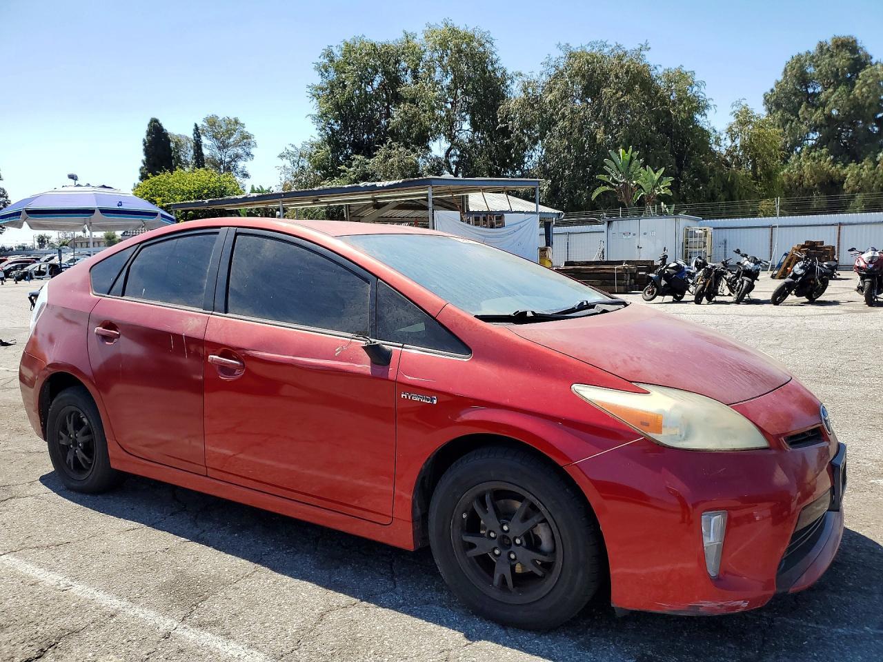 2012 Toyota Prius Two - Фото 4