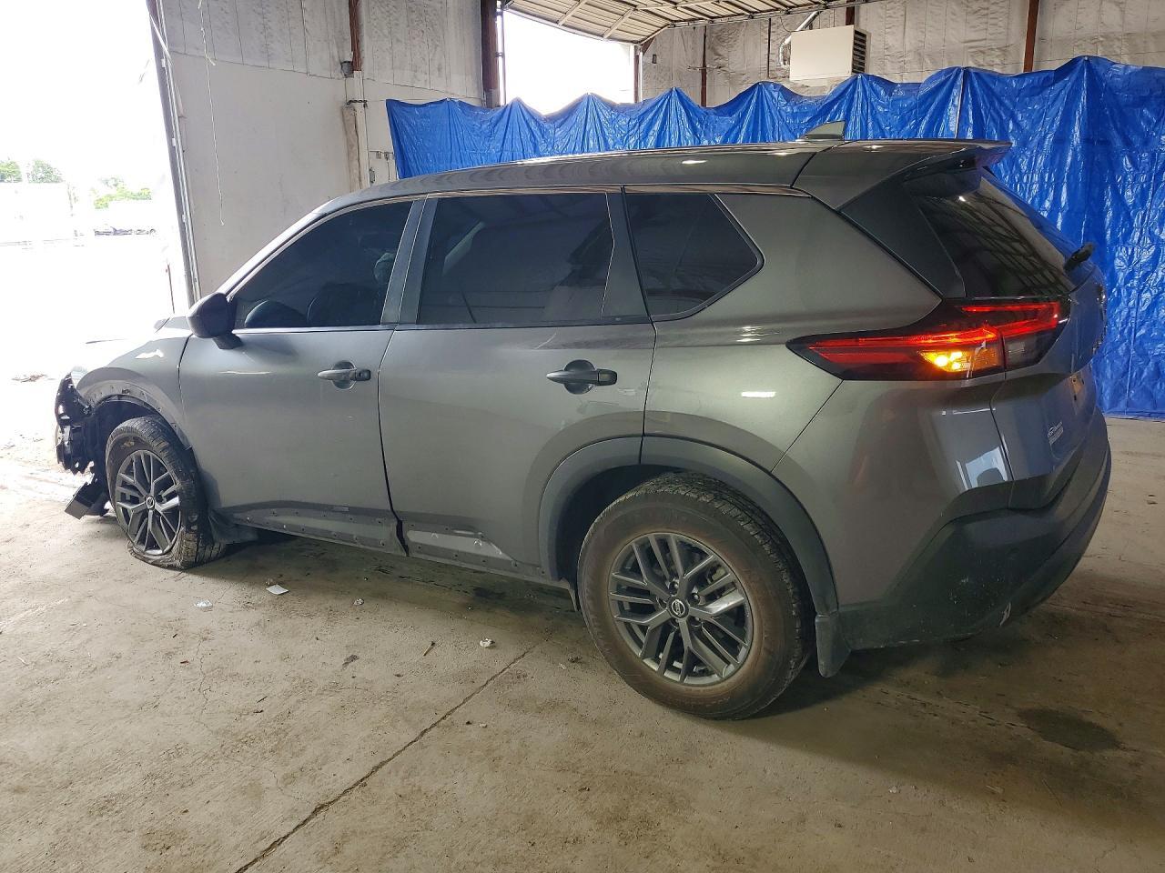 2021 Nissan Rogue S - Фото 2