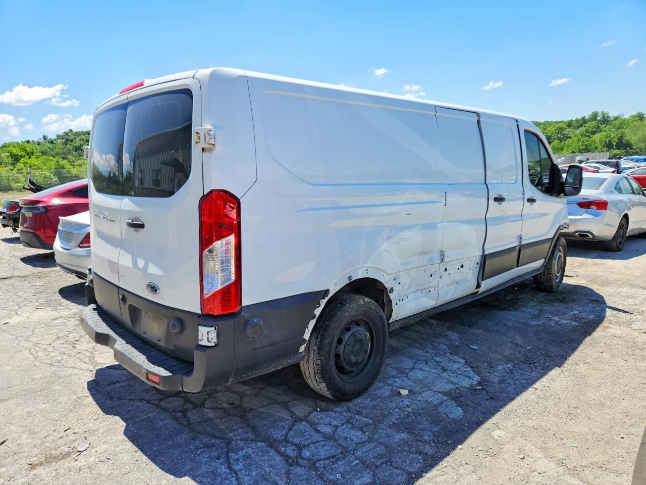 2019 Ford Transit 250 - Delivery Van - Image 3