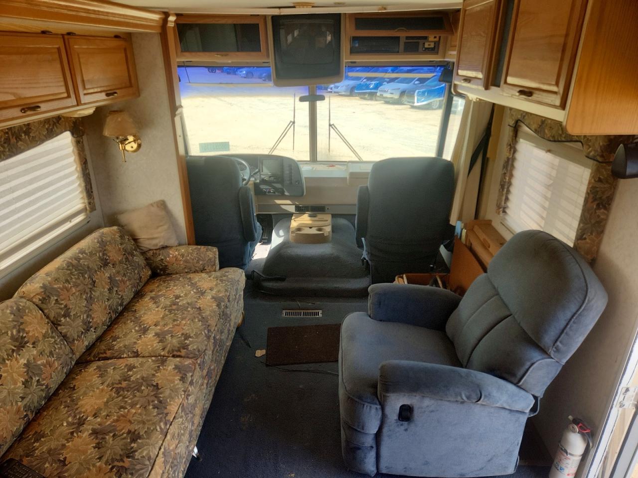 1999 Winnebago Chieftain Rv - Фото 5