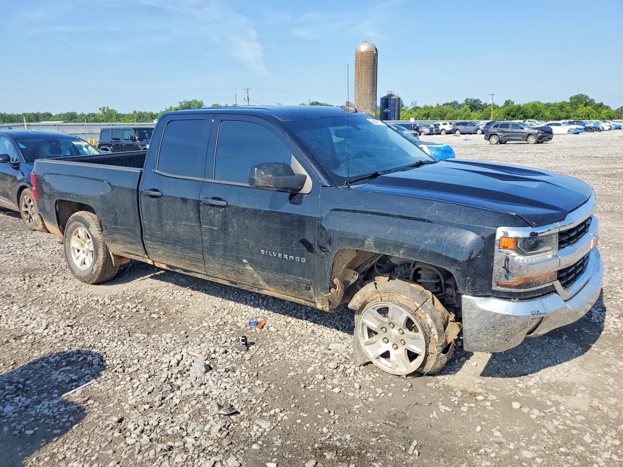 2016 Chevrolet Silverado C1500 Lt - Image 4