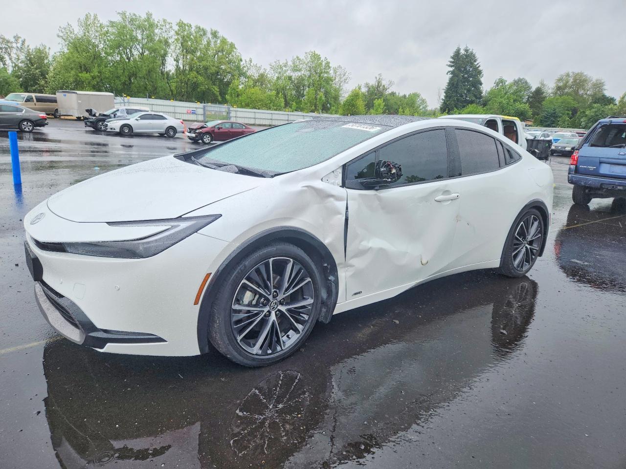 2024 Toyota Prius Xle