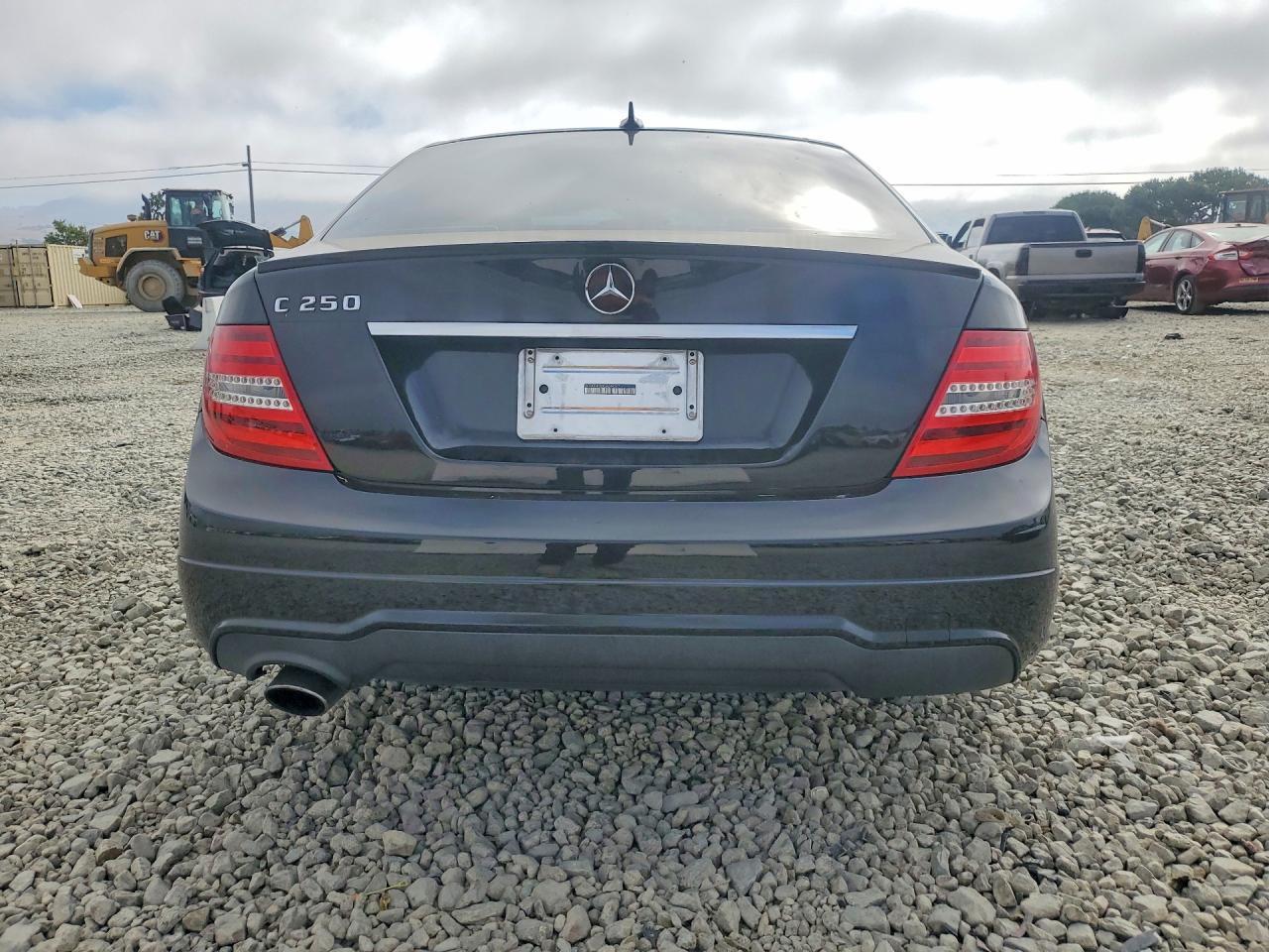 2012 Mercedes-Benz C 250 - Фото 6