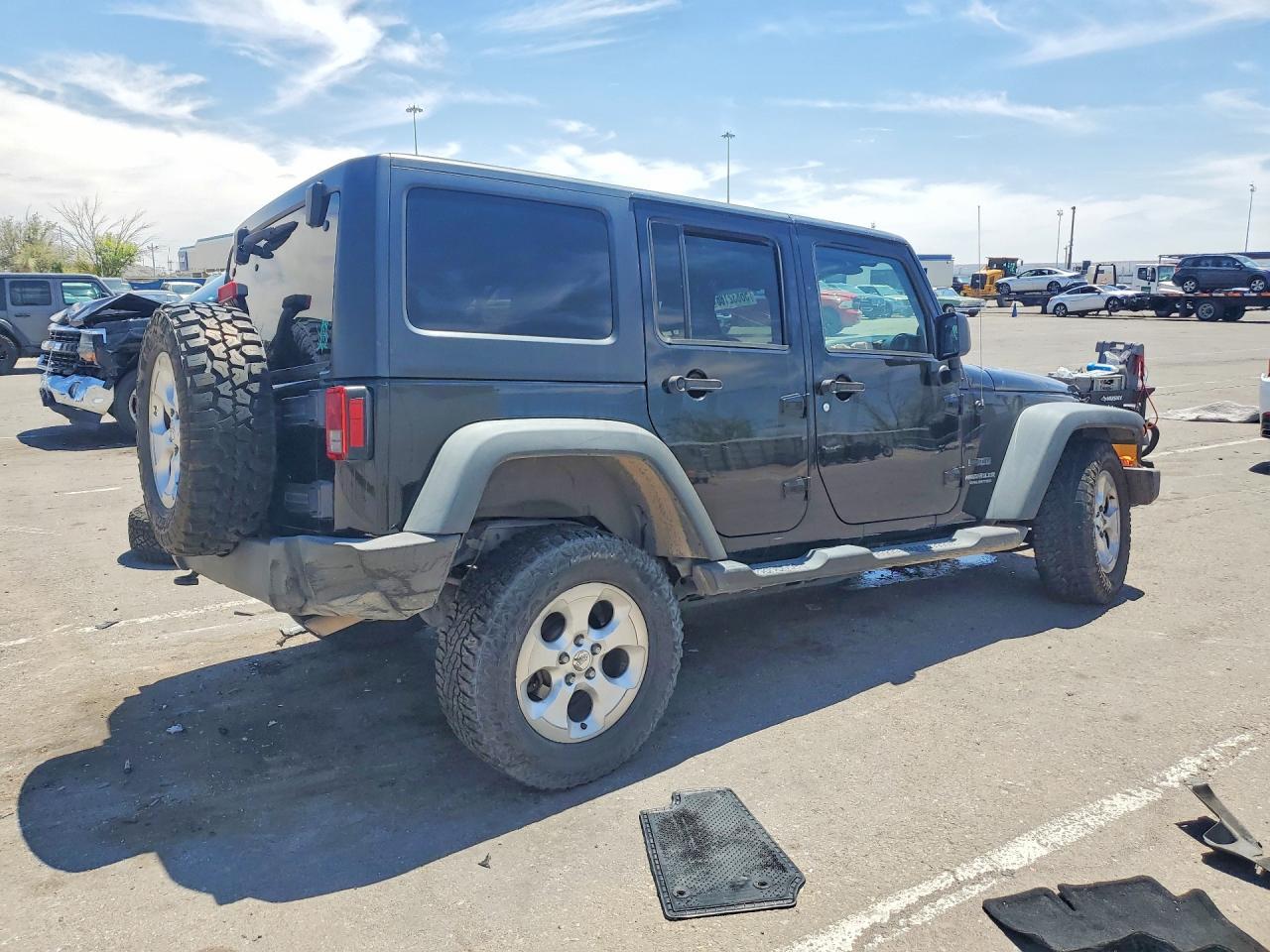 2014 Jeep Wrangler Unlimited Sport - Image 3