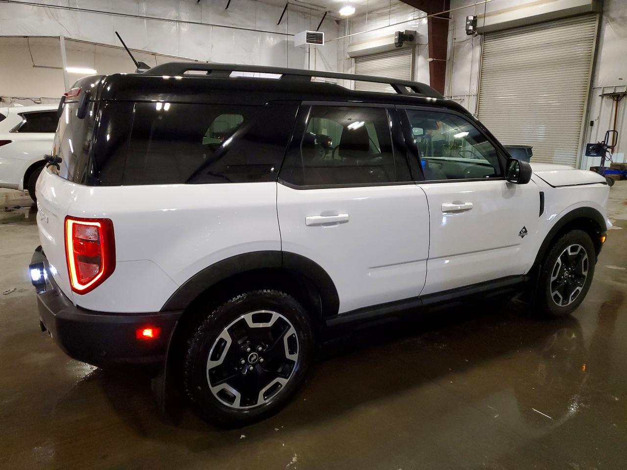 2022 Ford Bronco Sport Outer Banks - Фото 3